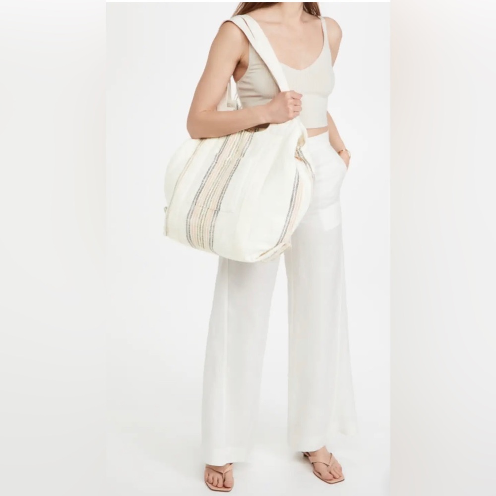 NWT sold out everywhere L*Space Katerina Beach Bag
